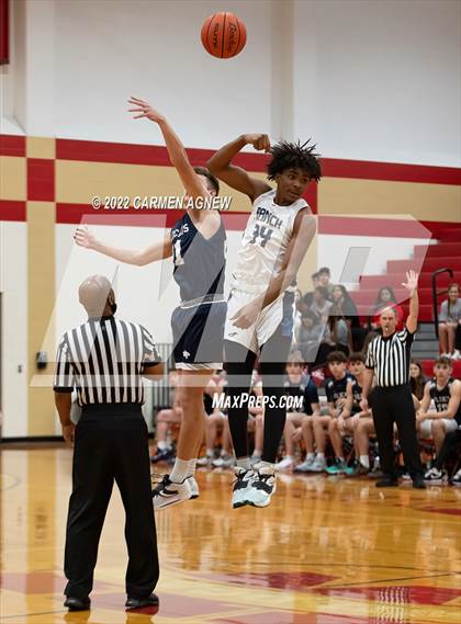 Thumbnail 3 in Cypress Ranch vs. Tomball Memorial photogallery.