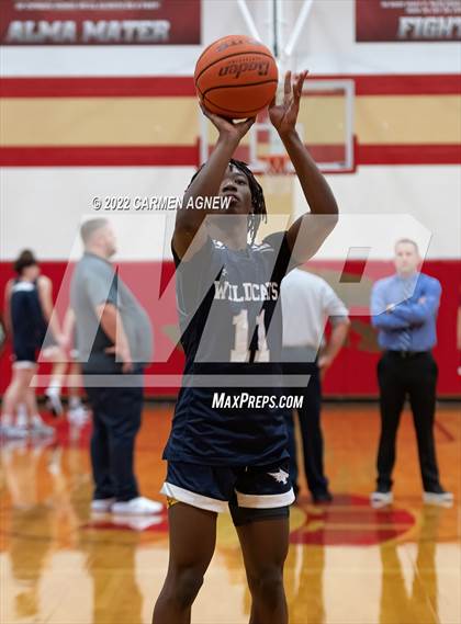 Thumbnail 2 in Cypress Ranch vs. Tomball Memorial photogallery.