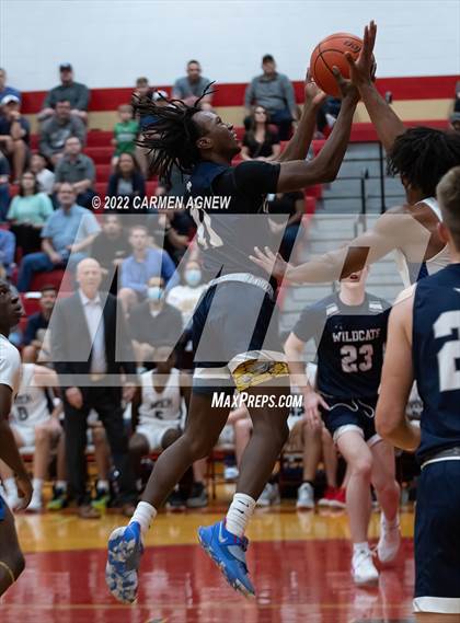 Thumbnail 2 in Cypress Ranch vs. Tomball Memorial photogallery.