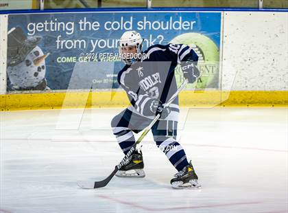 Thumbnail 2 in Randolph @ Morris Knolls photogallery.
