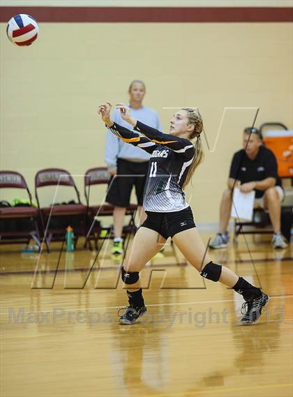 Thumbnail 2 in Calvary Christian vs Western Hills (EMS-ISD Tournament) photogallery.