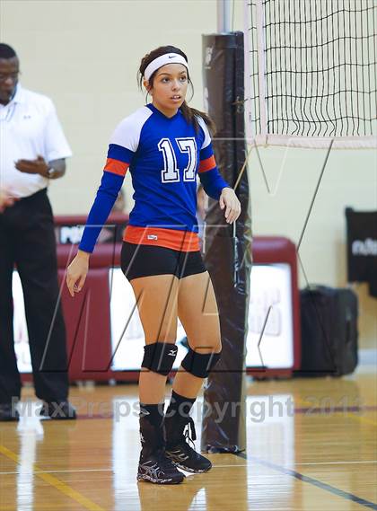 Thumbnail 3 in Calvary Christian vs Western Hills (EMS-ISD Tournament) photogallery.