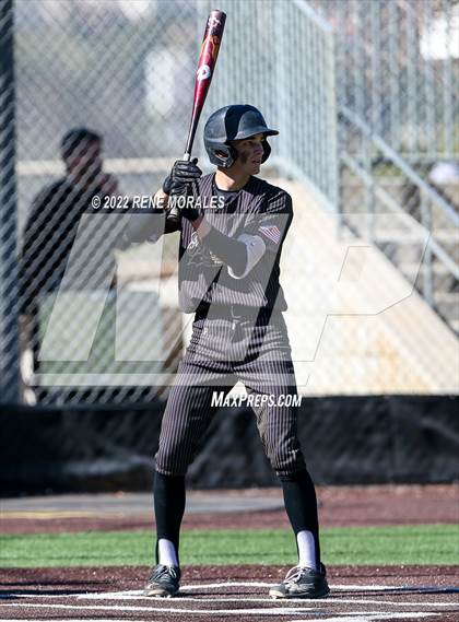 Thumbnail 1 in Newbury Park vs St. Francis photogallery.