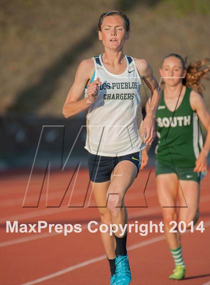 Thumbnail 2 in Redondo Nike Invitational (Girls 3200M) photogallery.