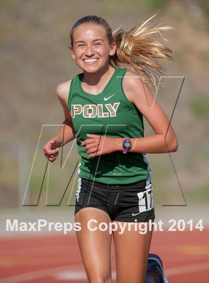 Thumbnail 2 in Redondo Nike Invitational (Girls 3200M) photogallery.