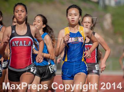 Thumbnail 3 in Redondo Nike Invitational (Girls 3200M) photogallery.