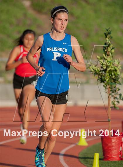 Thumbnail 1 in Redondo Nike Invitational (Girls 3200M) photogallery.