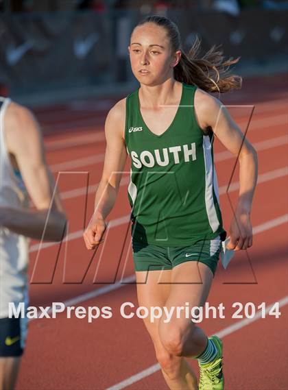 Thumbnail 3 in Redondo Nike Invitational (Girls 3200M) photogallery.