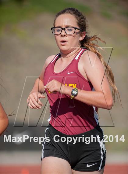 Thumbnail 3 in Redondo Nike Invitational (Girls 3200M) photogallery.