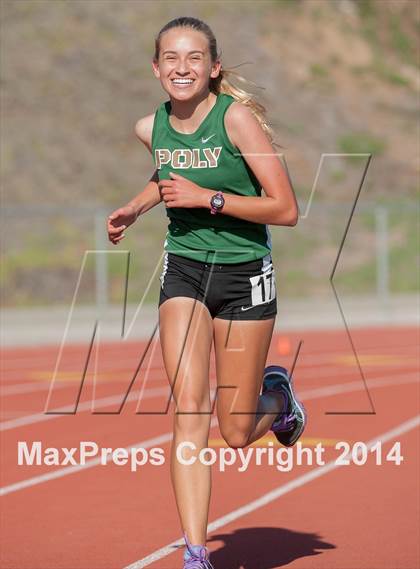 Thumbnail 3 in Redondo Nike Invitational (Girls 3200M) photogallery.