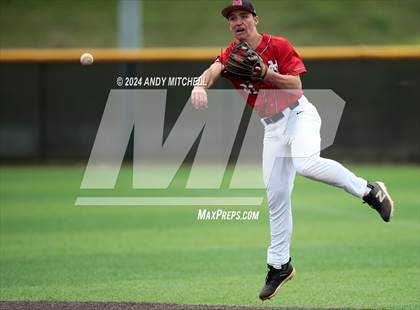 Thumbnail 2 in Signal Mountain vs South Pittsburg photogallery.