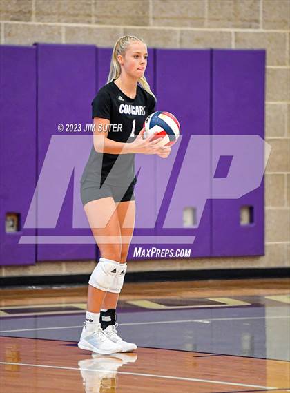 Thumbnail 1 in College Station vs Waller photogallery.