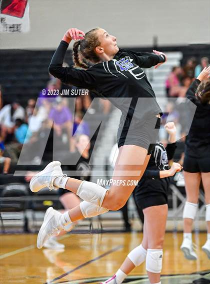 Thumbnail 3 in College Station vs Waller photogallery.