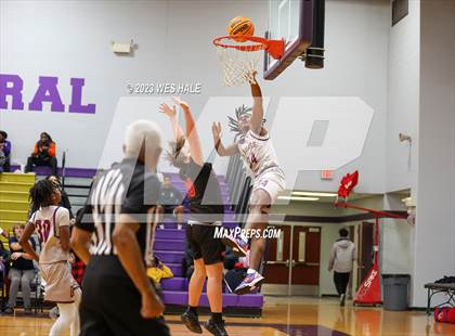 Thumbnail 1 in Center Hill @ DeSoto Central photogallery.