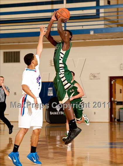 Thumbnail 3 in Bishop Hendricken vs Archbishop Stepinac (Catholic School Showcase) photogallery.