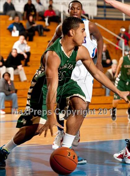 Thumbnail 2 in Bishop Hendricken vs Archbishop Stepinac (Catholic School Showcase) photogallery.