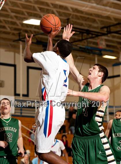 Thumbnail 2 in Bishop Hendricken vs Archbishop Stepinac (Catholic School Showcase) photogallery.