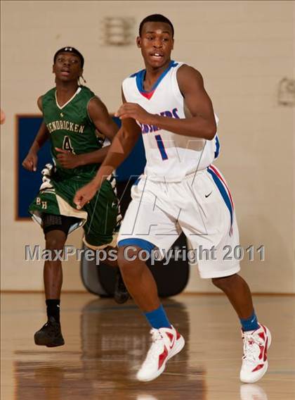 Thumbnail 3 in Bishop Hendricken vs Archbishop Stepinac (Catholic School Showcase) photogallery.