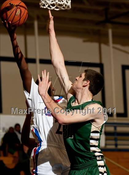 Thumbnail 1 in Bishop Hendricken vs Archbishop Stepinac (Catholic School Showcase) photogallery.