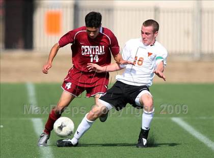 Thumbnail 3 in Westwood vs, Keller Central (RRISD Soccer Classic) photogallery.