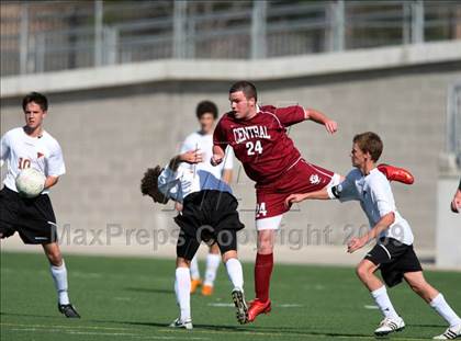 Thumbnail 3 in Westwood vs, Keller Central (RRISD Soccer Classic) photogallery.