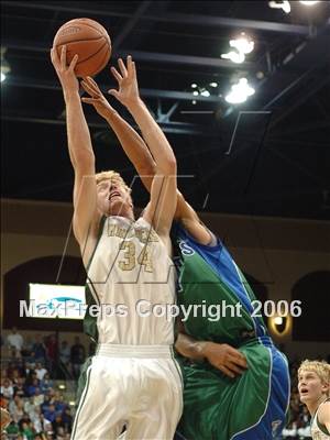 Thumbnail 3 in La Costa Canyon vs. Eastlake (SDS D1 Final) photogallery.