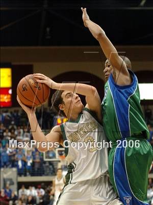 Thumbnail 2 in La Costa Canyon vs. Eastlake (SDS D1 Final) photogallery.