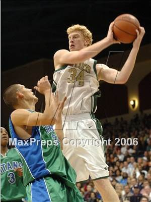 Thumbnail 1 in La Costa Canyon vs. Eastlake (SDS D1 Final) photogallery.