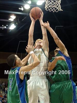Thumbnail 2 in La Costa Canyon vs. Eastlake (SDS D1 Final) photogallery.
