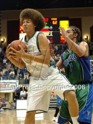 Thumbnail 3 in La Costa Canyon vs. Eastlake (SDS D1 Final) photogallery.