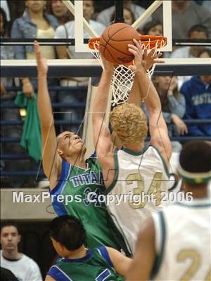 Thumbnail 2 in La Costa Canyon vs. Eastlake (SDS D1 Final) photogallery.