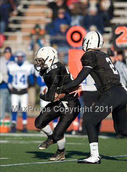 Thumbnail 2 in Glastonbury vs. Xavier (CIAC Class LL Semifinal) photogallery.