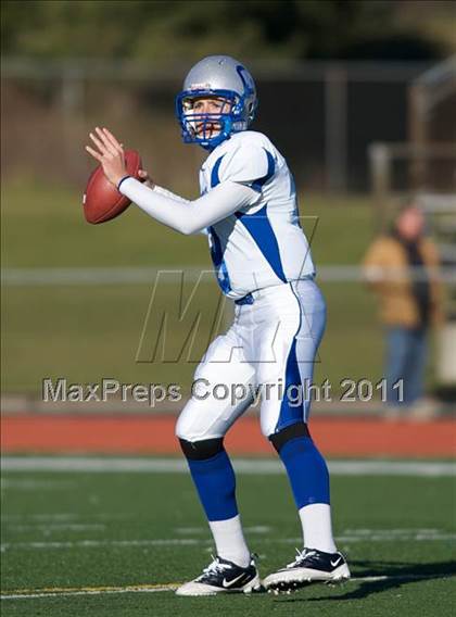 Thumbnail 3 in Glastonbury vs. Xavier (CIAC Class LL Semifinal) photogallery.