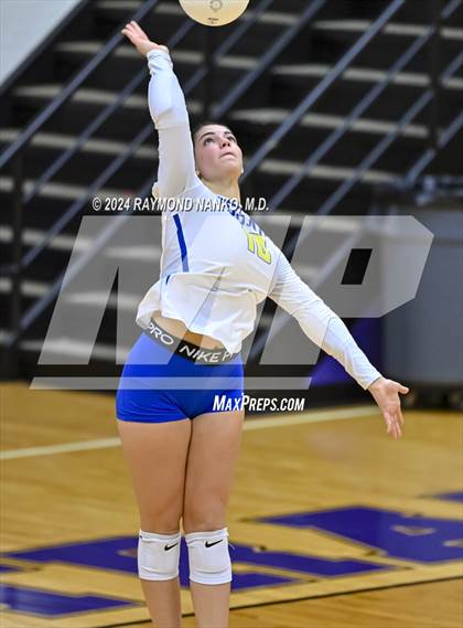Thumbnail 2 in Greenfield-Central @ Muncie Central  photogallery.