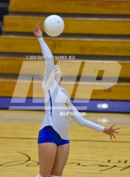 Thumbnail 3 in Greenfield-Central @ Muncie Central  photogallery.