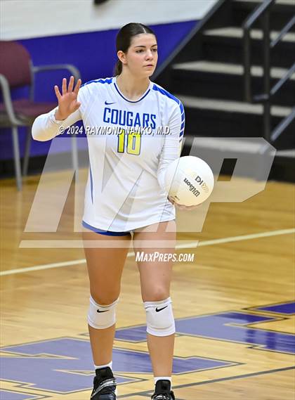 Thumbnail 1 in Greenfield-Central @ Muncie Central  photogallery.