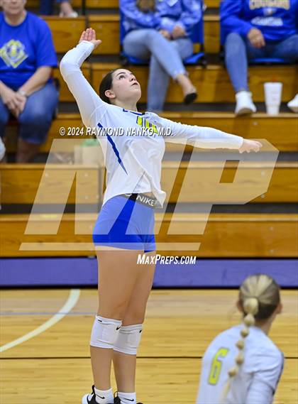 Thumbnail 1 in Greenfield-Central @ Muncie Central  photogallery.
