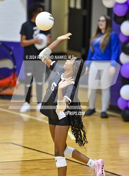 Thumbnail 2 in Greenfield-Central @ Muncie Central  photogallery.