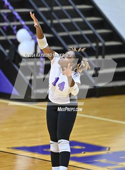 Thumbnail 2 in Greenfield-Central @ Muncie Central  photogallery.
