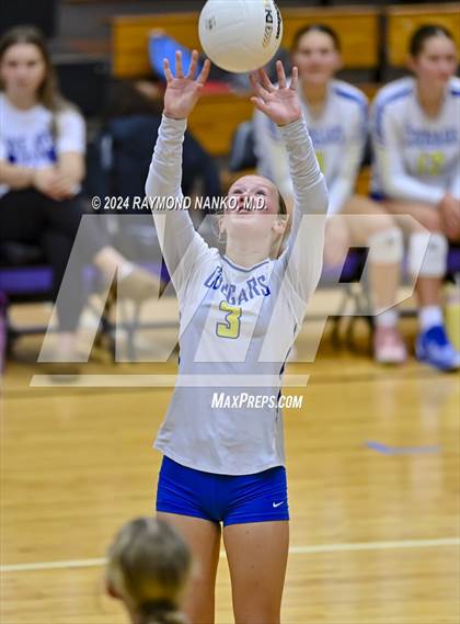 Thumbnail 3 in Greenfield-Central @ Muncie Central  photogallery.