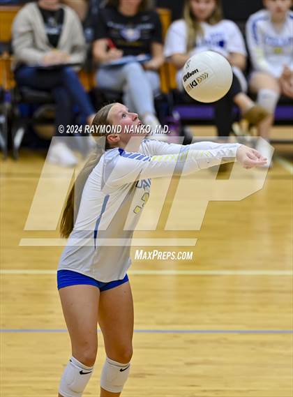 Thumbnail 3 in Greenfield-Central @ Muncie Central  photogallery.