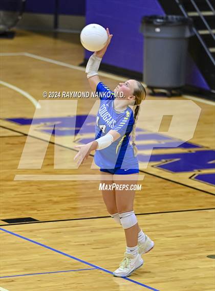 Thumbnail 2 in Greenfield-Central @ Muncie Central  photogallery.