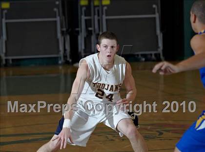 Thumbnail 2 in Oak Ridge vs. Del Campo (Mesa Verde Tournament) photogallery.