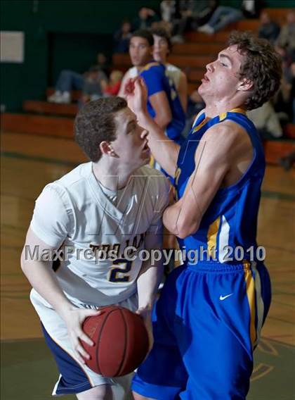 Thumbnail 1 in Oak Ridge vs. Del Campo (Mesa Verde Tournament) photogallery.