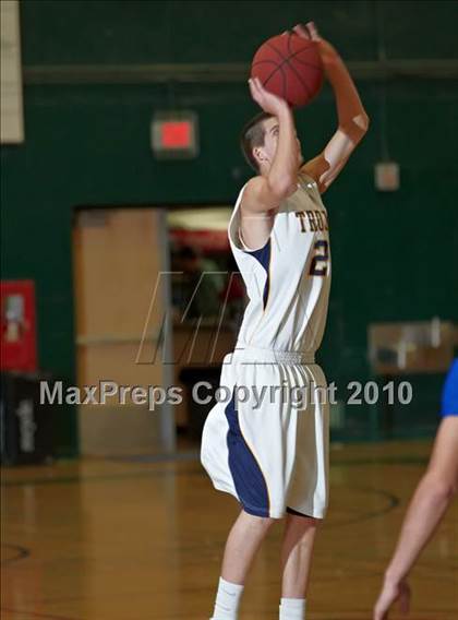 Thumbnail 1 in Oak Ridge vs. Del Campo (Mesa Verde Tournament) photogallery.