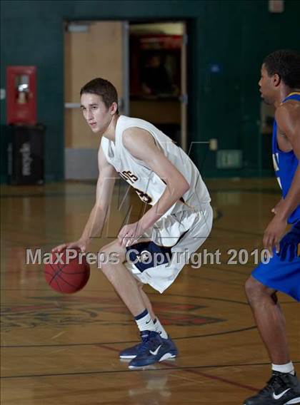 Thumbnail 2 in Oak Ridge vs. Del Campo (Mesa Verde Tournament) photogallery.
