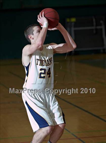 Thumbnail 2 in Oak Ridge vs. Del Campo (Mesa Verde Tournament) photogallery.