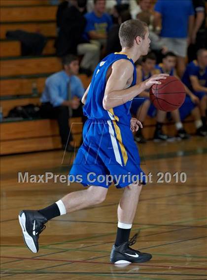 Thumbnail 2 in Oak Ridge vs. Del Campo (Mesa Verde Tournament) photogallery.