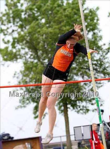 Thumbnail 2 in Hononegah Girls Track Sectional photogallery.