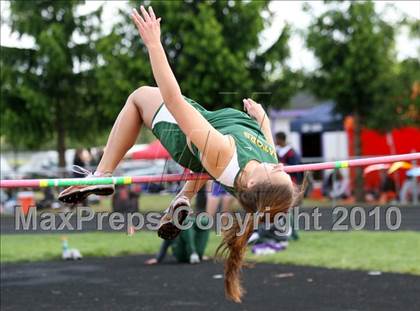Thumbnail 3 in Hononegah Girls Track Sectional photogallery.